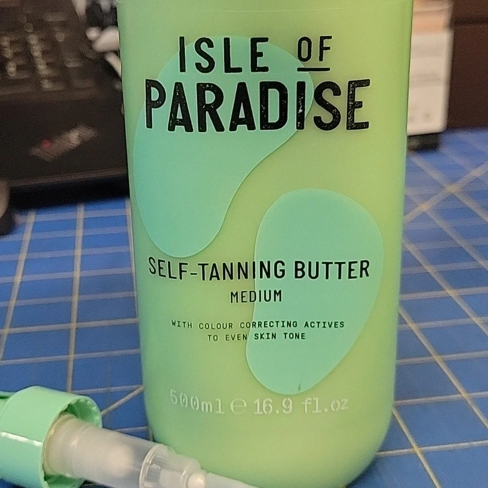 Isle of Paradise Self-Tanning Butter w Pump 500ml Bottle New